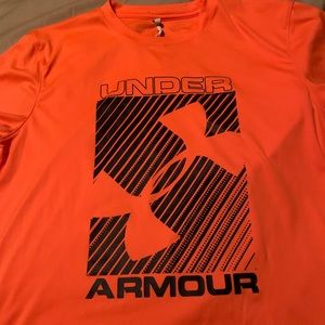 Under Armour shirt!